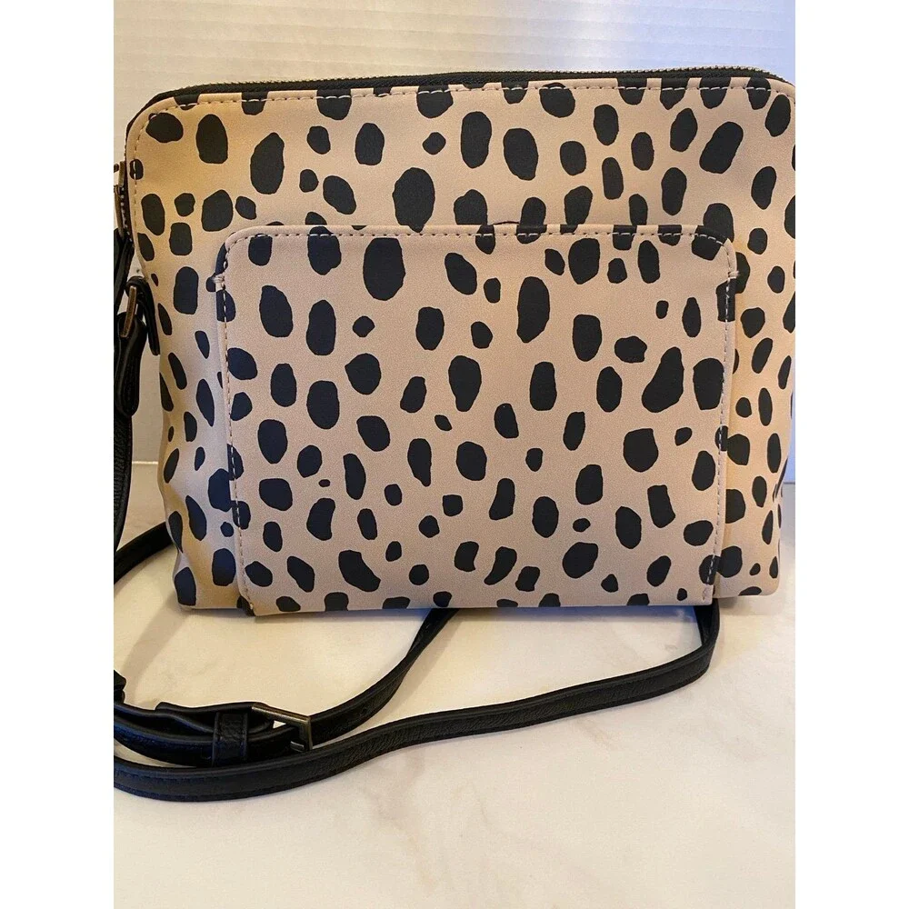 Universal Threads Crossbody Bag Tan Black Leopard Print Purse‎ Zipper Close